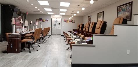 57 reviews of Les Nails "I like this place a lot because I can go on my lunch hour and still have a few minutes left to grab a bite to eat. . Nail salon hammond la